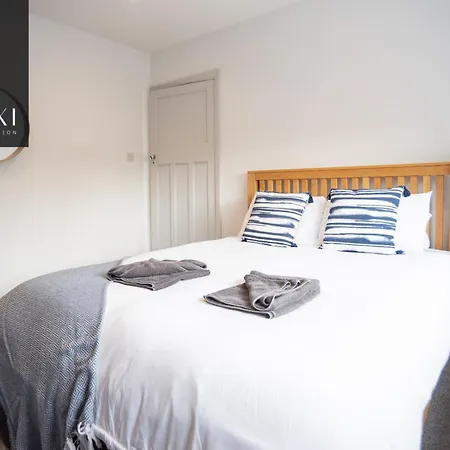 Spacious Nottingham Home With Garden Sleeps 9 Extérieur photo